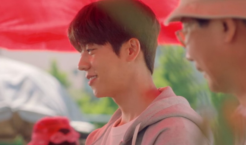 Netflix《無法抗拒的他》宋江人氣輸男二?度赫5貼心細節,逛街全程寵溺&見情敵這動作有玄機?