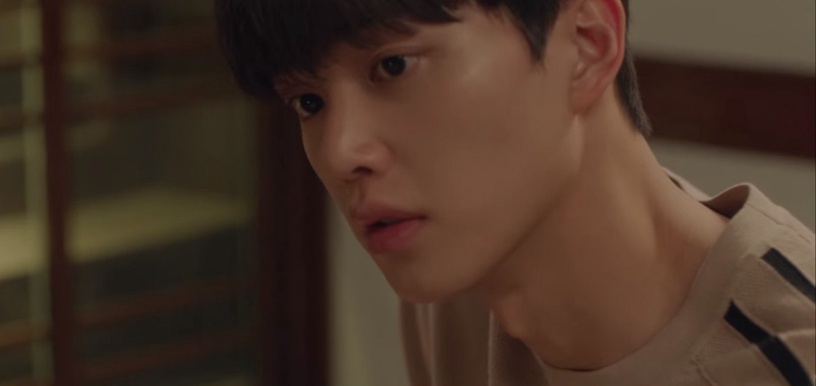 Netflix《無法抗拒的他》宋江追妻火葬場!見娜比被追走他醋了,「今晚最想吻你」桌上忘情擁吻