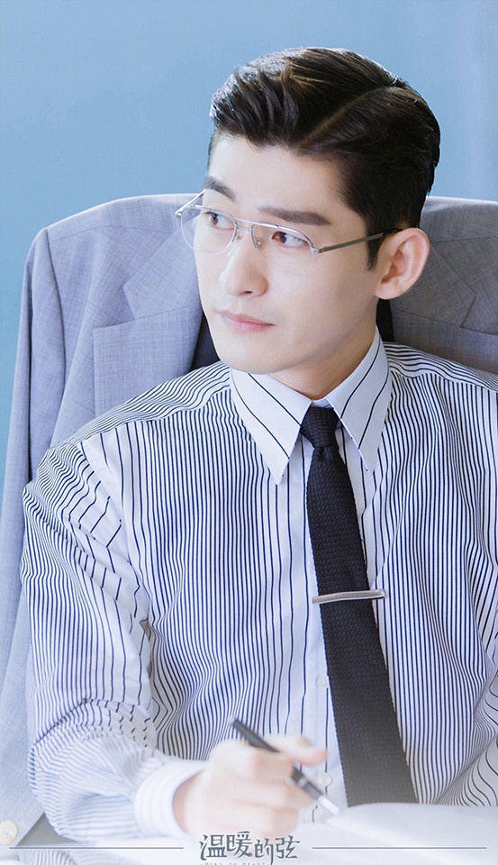 微博票選「致命誘惑力禁慾系」陸劇男主TOP 8:張翰 飾演《溫暖的弦》占南弦