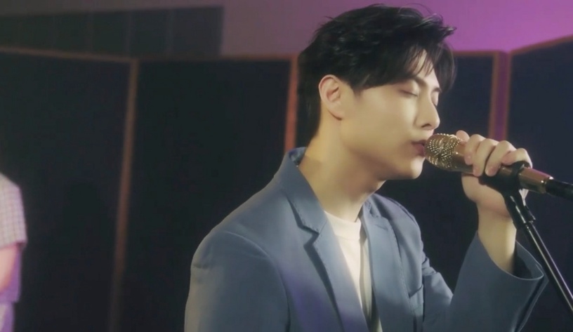 王子、郭雪芙超強COVER!挑戰《鬼怪》、《暮光之城》等熱門歌曲,四種語言轉換太驚豔