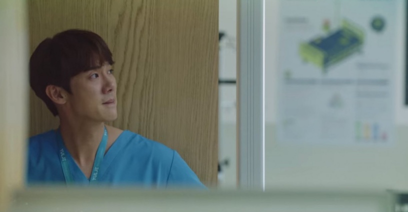 Netflix《機智醫生生活2》99s送戒指就出事?最新劇情分析,頌和小動作藏愛意,網猜她可能是腫瘤?