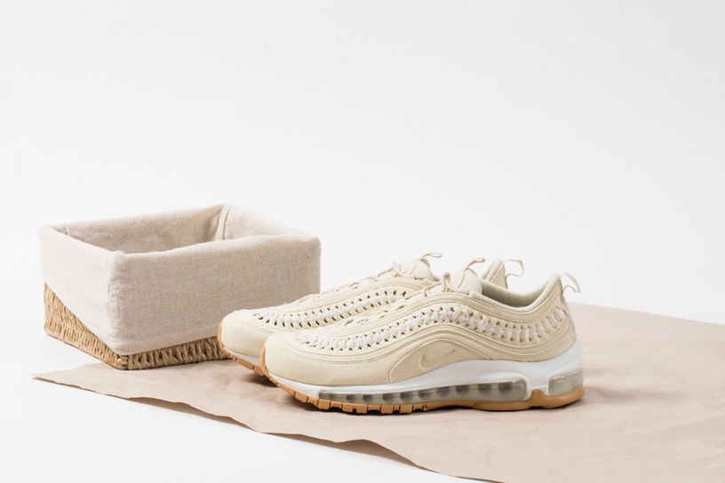 2021下半季「夢幻奶茶色球鞋」推薦! NB、adidas溫柔百搭,Converse一秒增高顯腿長