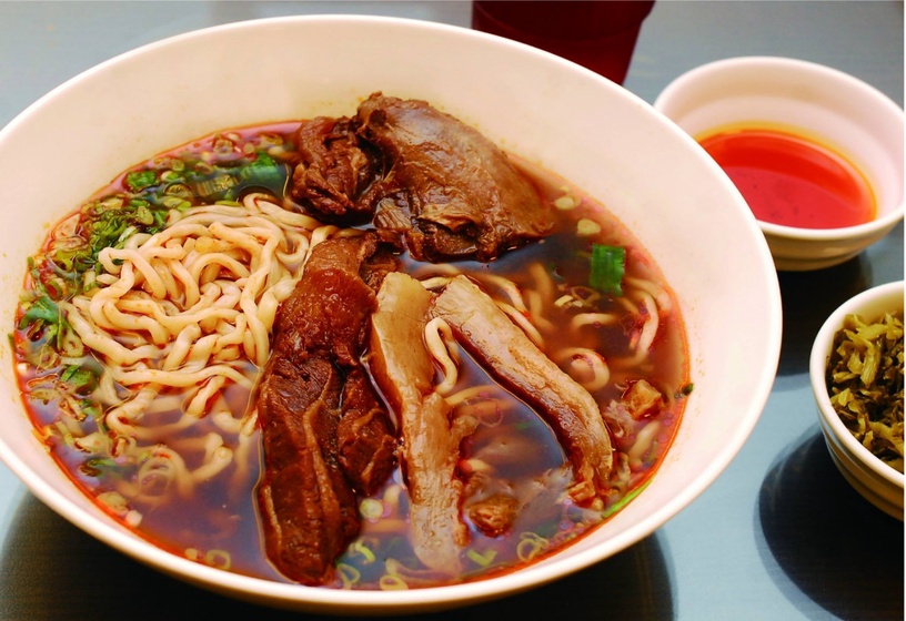 2021《必比登推介》臺中新入選店家5:可口牛肉麵