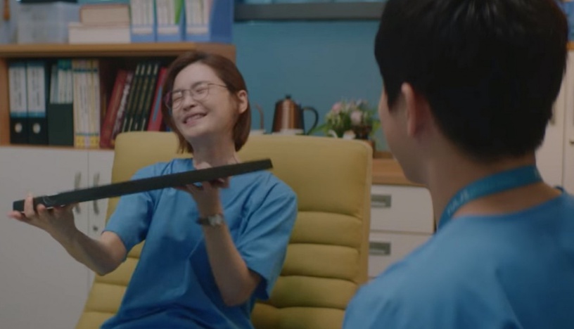 Netflix《機智醫生生活2》網讚最棒的一集!羅莎本人真的會鋼琴?「他喜歡你就會來看你」高甜呼應