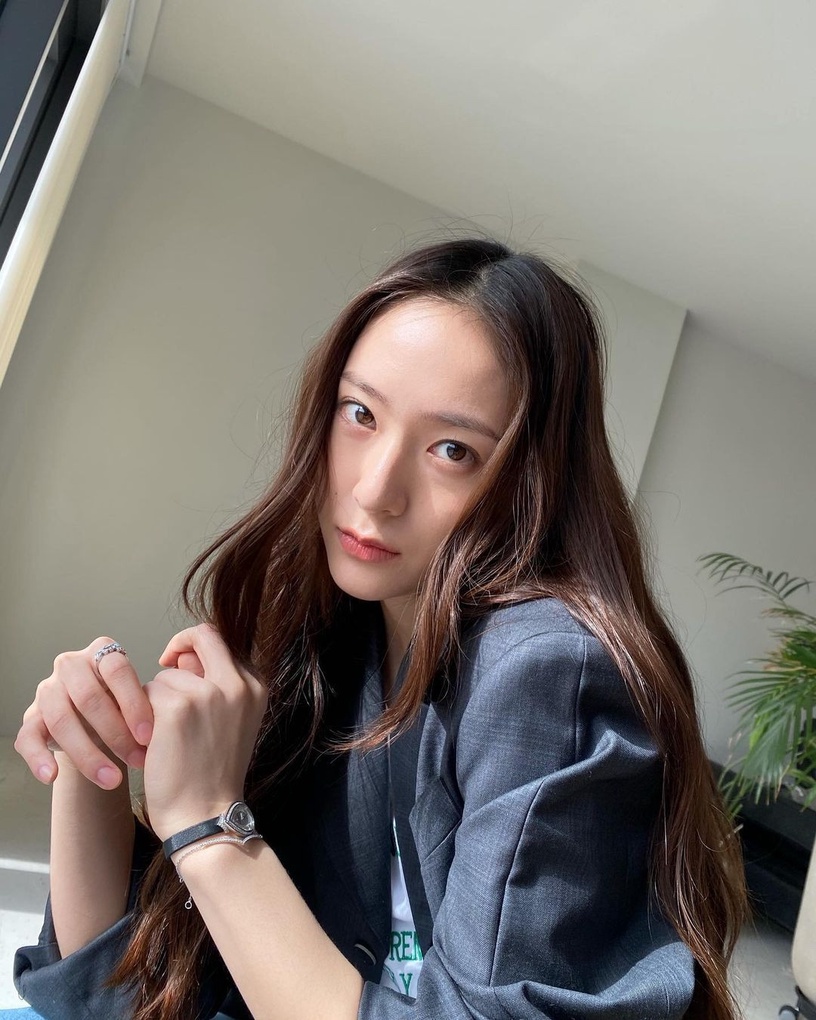 關於《警察課程》鄭秀晶的8件事!既擅長運動又是學霸,還是「Buing Buing」撒嬌始祖
