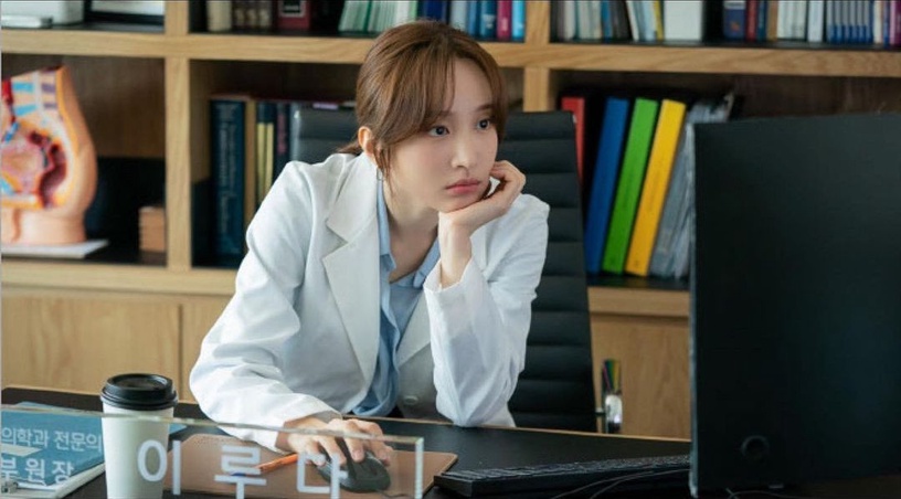 性功能障礙男重逢初戀女醫師,Hani、尹施允新劇《You Raise Me Up》8/31爆笑開播!