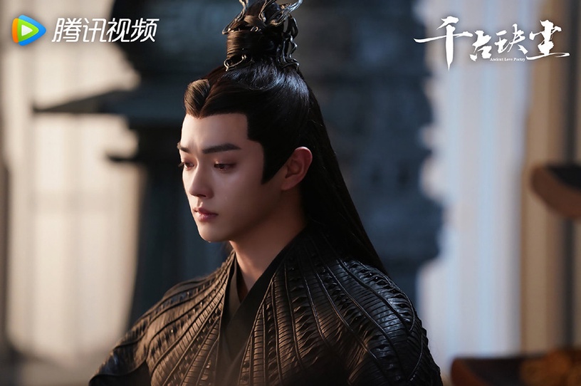 2021暑期檔「兩部陸劇連播」的演員3:許凱《千古玦塵》和《你微笑時很美》
