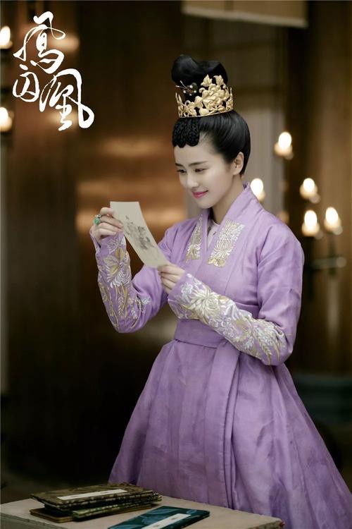 「一人分飾兩角」的陸劇明星4:白鹿《鳳囚凰》霍璇&樂蘊