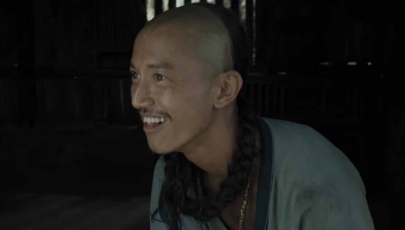 《斯卡羅》吳慷仁演技炸裂片段!吳慷仁麻繩勒脖、「跪地學狗叫」,網:演技根本神進化