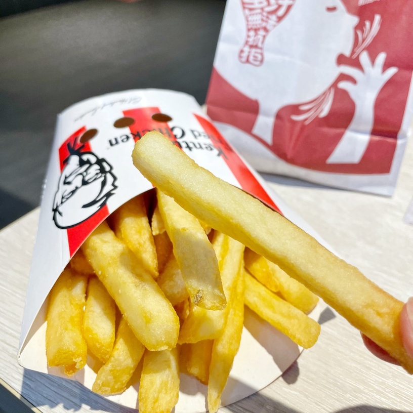 肯德基薯條悄悄改版!麥當勞地瓜薯條後,肯德基薯條也改版現身,酥脆又有馬鈴薯香