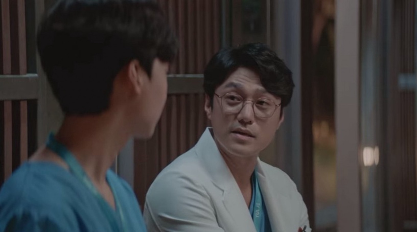 Netflix《機智醫生生活2》眼熟配角!敏荷媽演了《迫降》,急診奉醫生演了《文森佐》,冬天媽竟是她