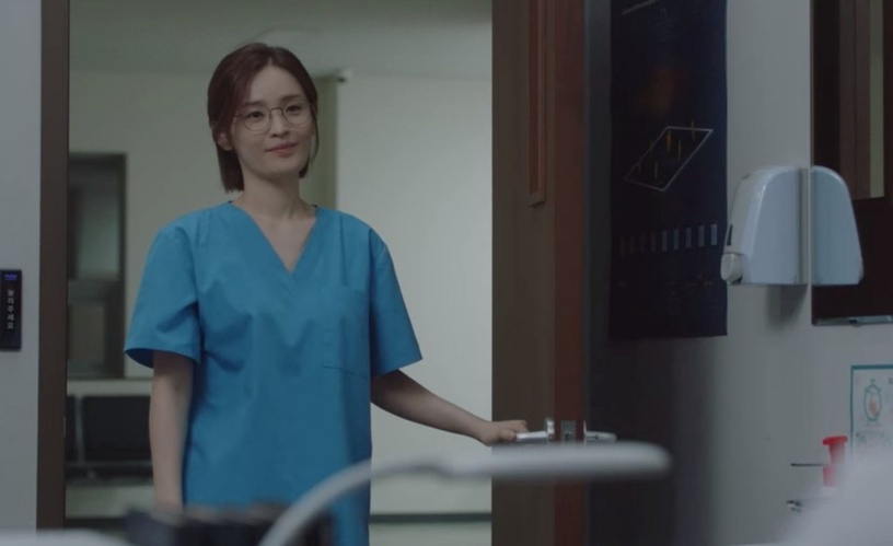 Netflix《機智醫生生活2》翊晙頌和隱藏高甜細節!不只頌和,翊晙也一見鍾情?接吻後這動作甜哭!