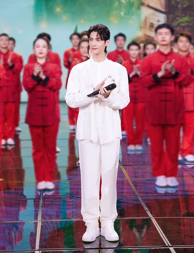 身高不到180的陸劇男星2:羅雲熙 官方身高177公分