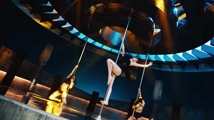 BLACKPINK Lisa 新歌太辣!《LALISA》不節食減肥方法公開,同場加映「鋼鐵瀏海」秘訣