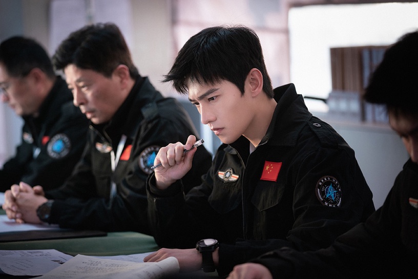 網議2021「更勝原著小說」的陸劇男主TOP 1:楊洋 飾演《你是我的榮耀》于途