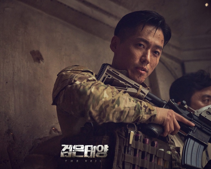 《魷魚遊戲》奪Netflix全球第2!近期5部熱播韓劇,《柔美的細胞小將》好評,這部爽度不輸《文森佐》