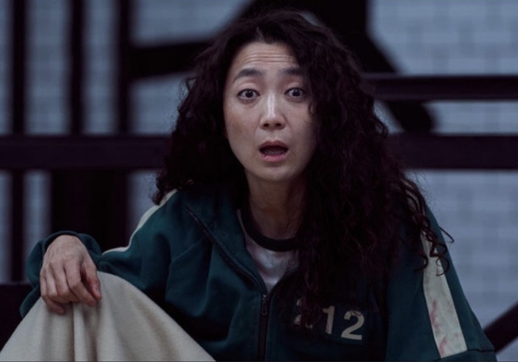 Netflix韓劇《魷魚遊戲》演員7大亮點!「脫北女」是李東輝女友,帥警魏嘏雋神似許光漢