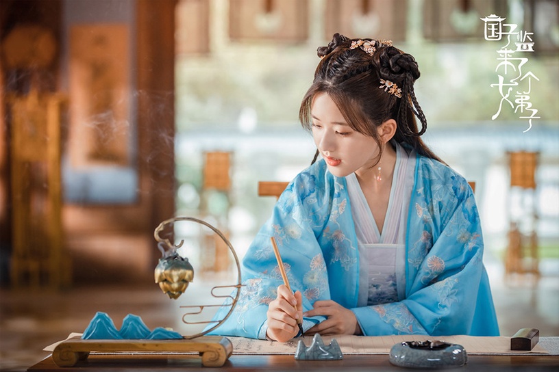 熱播「古裝甜寵陸劇」古裝美人TOP 1:趙露思 飾演《國子監來了個女弟子》桑祈