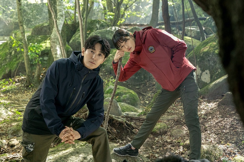 10月開播韓劇清單!全智賢《智異山》萬眾期待,金喜愛、韓韶禧、申鉉彬、路雲新劇回歸