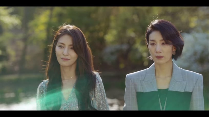 韓劇引起熱議的女女CP!《魷魚遊戲》姜曉智英友情惹哭觀眾,這對13年前竟拿過最佳CP獎