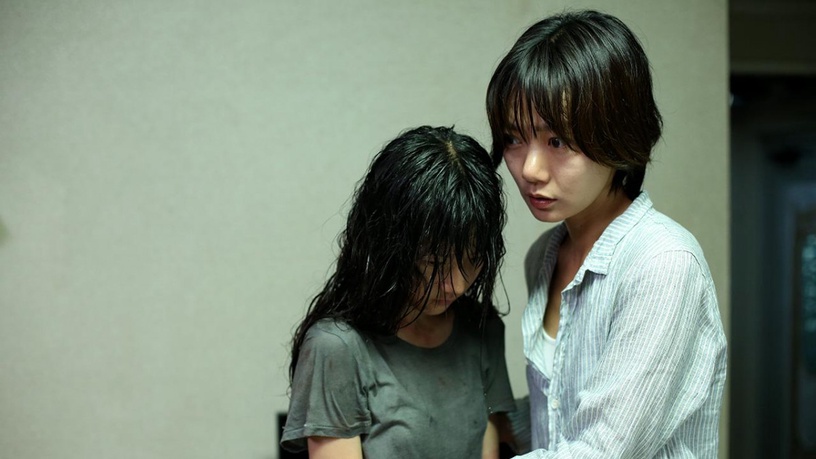 韓劇引起熱議的女女CP!《魷魚遊戲》姜曉智英友情惹哭觀眾,這對13年前竟拿過最佳CP獎