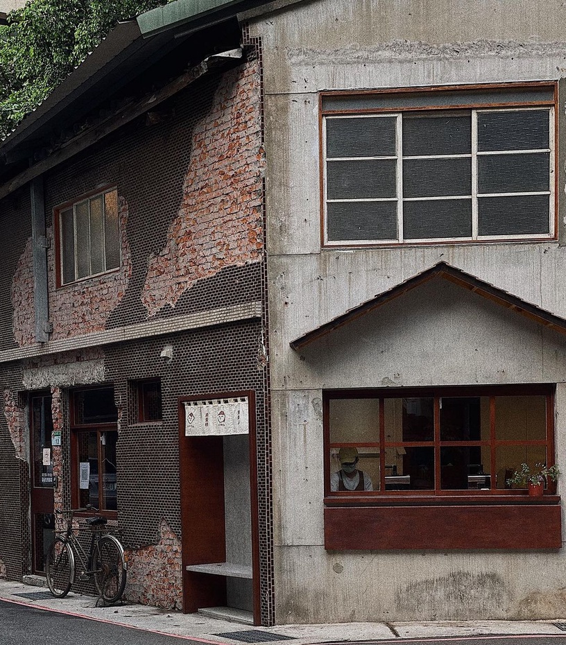 「魚刺人雞蛋糕」插旗台北!古亭師大店新開幕,台北限定「香菜尬花生糖冰淇淋」必嘗鮮