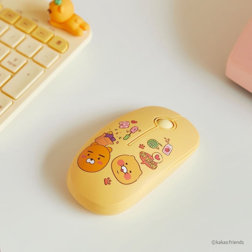 Kakao Friends 新款萊恩鍵盤+滑鼠上市!無辜Ryan萌度破表,還能當手機架、追劇更便利