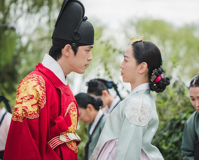被投訴最多的韓劇Top8!《上流戰爭》才第8、金秀賢《精神病》第6,《朝鮮驅魔師》竟不是冠軍
