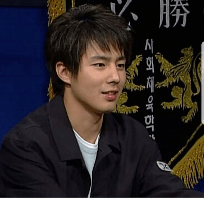 韓劇元祖美男的年輕帥照!《魷魚遊戲》李政宰、鄭雨盛是神級顏值,元斌帥到難忘,20多歲的玄彬好青澀
