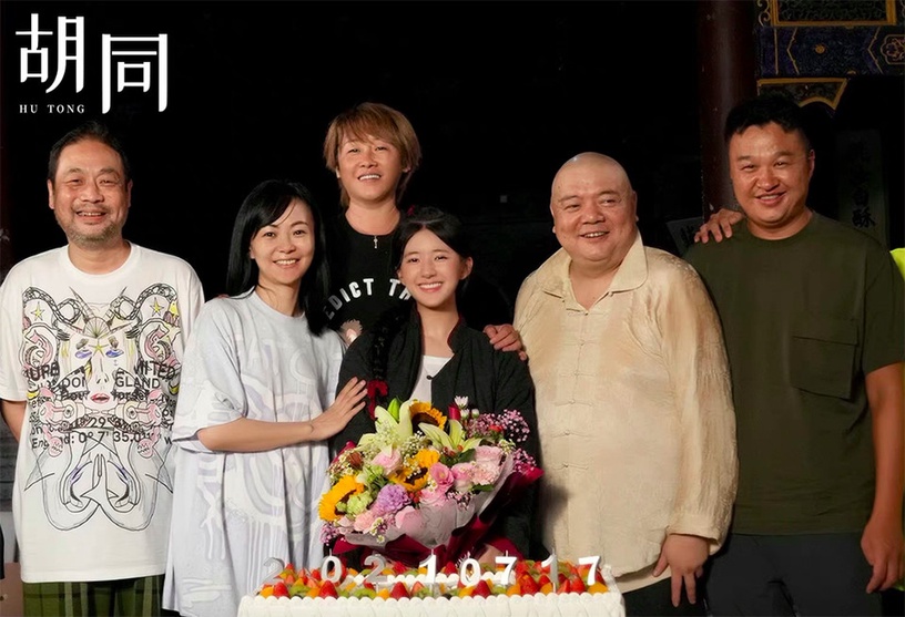 2021「最高產的勞模」陸劇演員3:趙露思《且試天下》街《胡同》接《星漢燦爛》