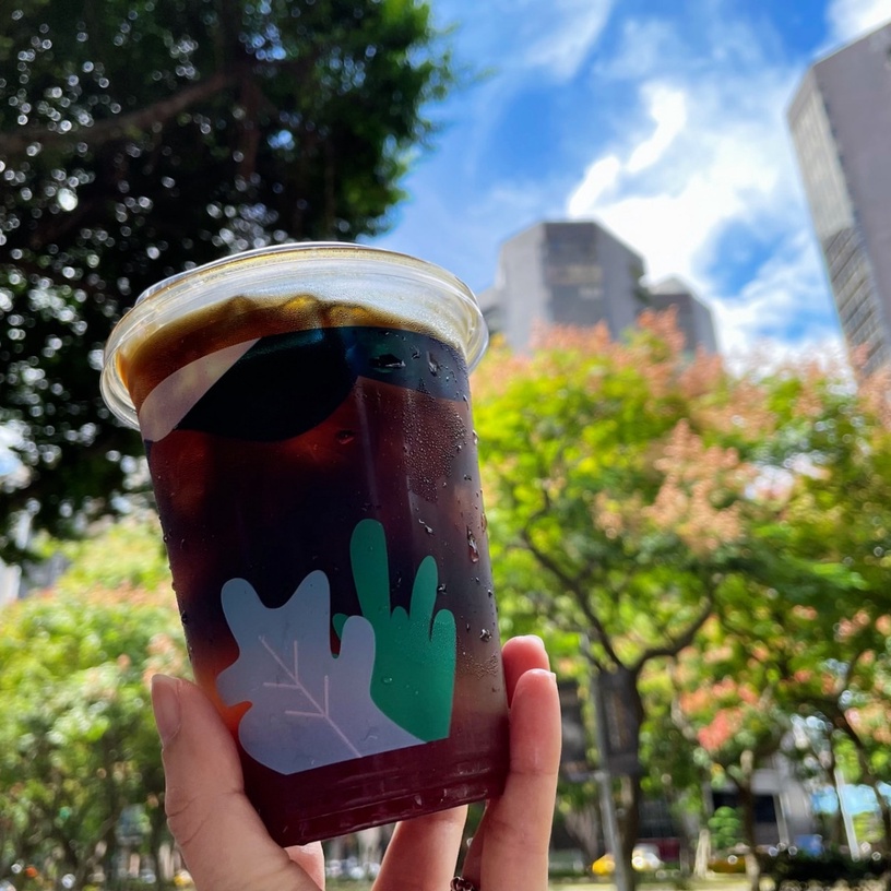星巴克推西印度櫻桃紅茶、西印度櫻桃冷萃咖啡!