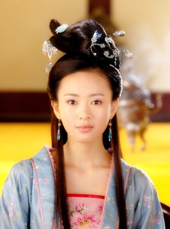 陸劇85後大花的首部古裝造型6:童瑤 飾演《清風明月佳人》蔡楚楚