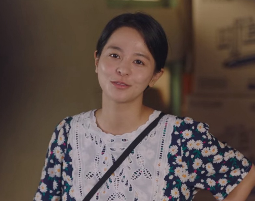 Netflix《海岸村恰恰恰》10位黃金配角!春在演過《文森佐》,不只金宣虎,孔劉李敏鎬全智賢都她孫子