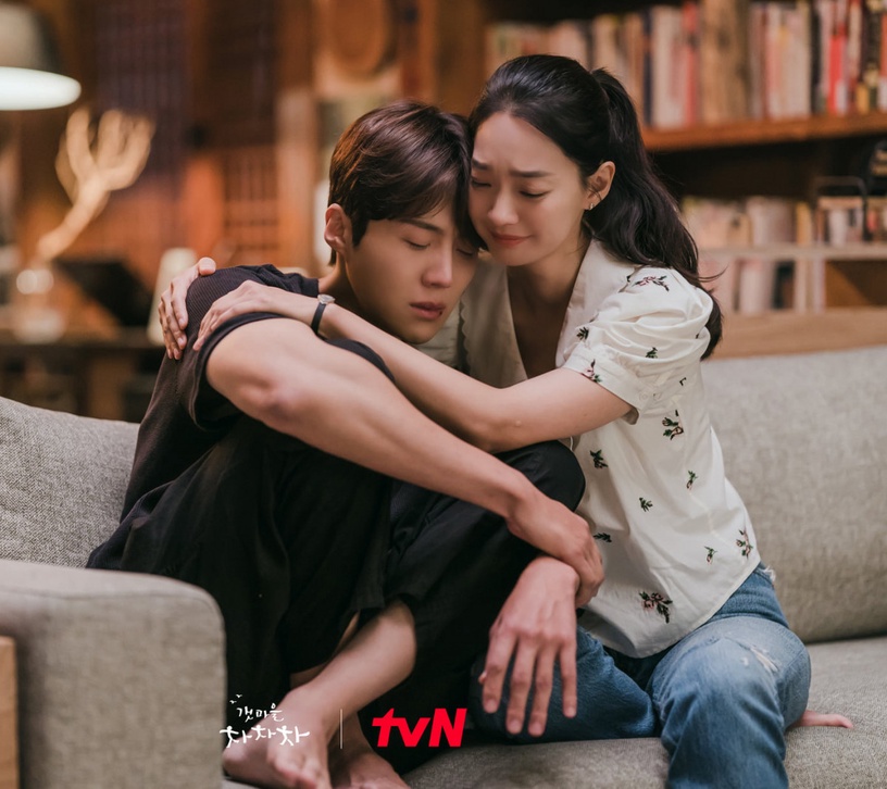 《海岸村恰恰恰》台詞呼應!智齒隱喻初戀、奶奶的信藏催淚伏筆,她和前輩都希望斗植為自己活