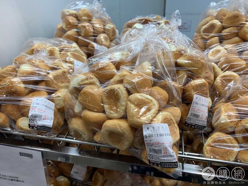 COSTCO「必買麵包」推薦!好市多「餐包」36入一百有找,迷你可頌、半熟麵包也默默熱銷