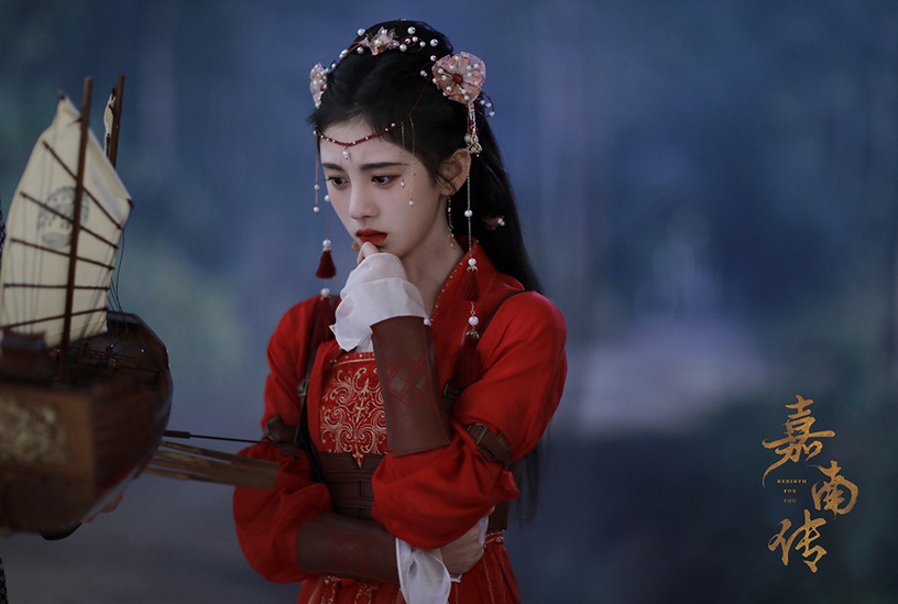 古裝劇「華麗浮誇的頭飾」1:鞠婧禕《嘉南傳》