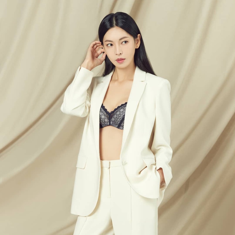韓國公認「人品好又有禮貌的藝人」!太妍、玄彬私下超親切,BTS會紅不是沒有原因!