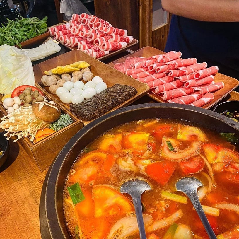 年末聚餐「台北精緻鍋物」推薦5：官也溫菜石頭火鍋