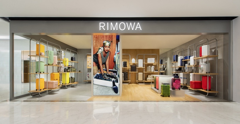 RIMOWA台北忠孝專門店盛大開幕,超吸睛 Essential Neon 螢光色行李箱限量發售!
