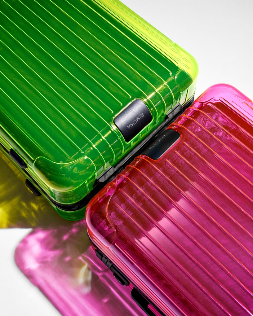 RIMOWA台北忠孝專門店盛大開幕,超吸睛 Essential Neon 螢光色行李箱限量發售!