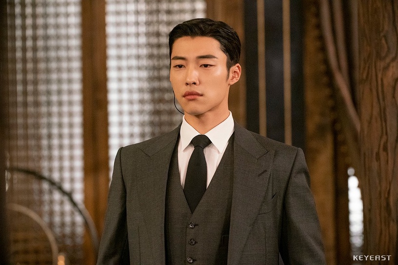 李相二將主演Netflix漫改劇《獵犬們》!合作禹棹煥、金賽綸,黑幫驚悚題材引發高期待