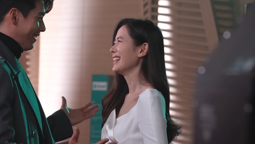 雙11虐死單身狗的情侶!李政宰罕見放閃女友,Rain金泰希牽手,玄彬打入孫藝珍閨蜜團?
