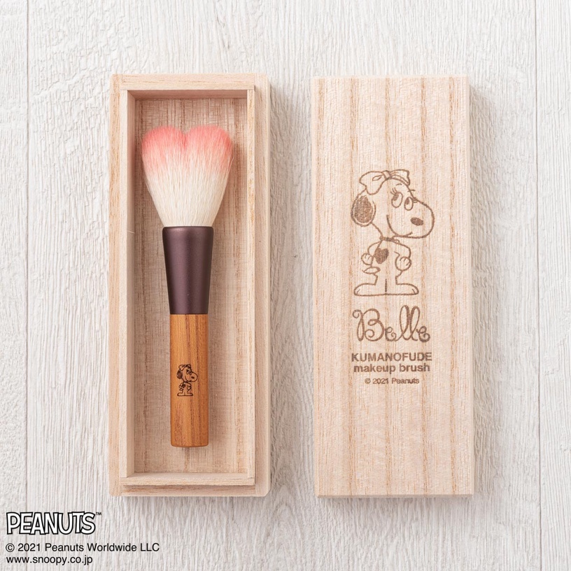 史努比「PEANUTS熊野筆」職人刷具,限定聯名超搶手,心型腮紅刷必入!