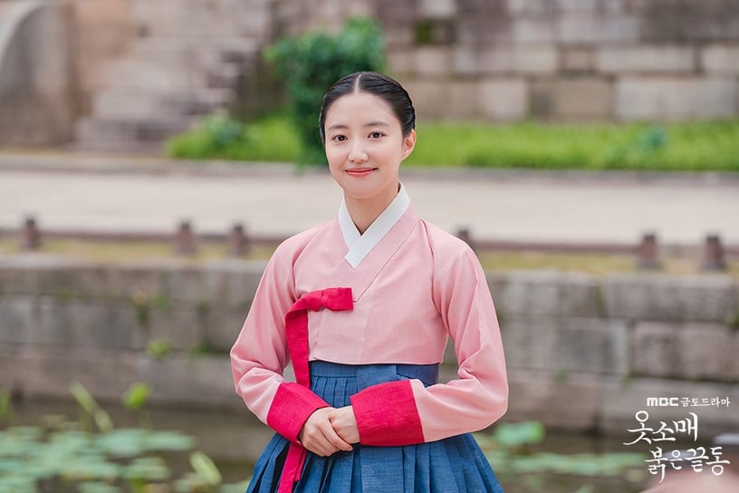 李俊昊、李世榮《衣袖紅鑲邊》開播獲好評!君王&宮女淒美虐戀,劇情發展快、不老梗