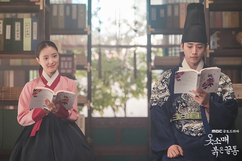 李俊昊、李世榮《衣袖紅鑲邊》開播獲好評!君王&宮女淒美虐戀,劇情發展快、不老梗