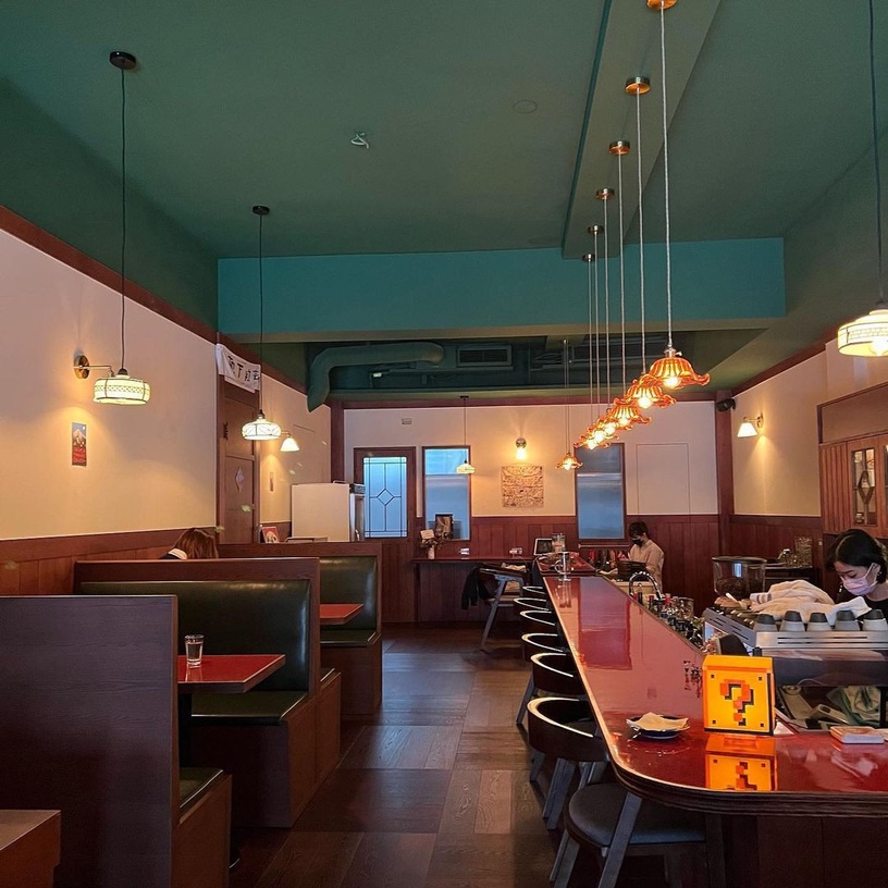 東門站永康商圈「翌日咖啡店」,昭和復古感不限時深夜咖啡廳,帶你一秒穿越日本