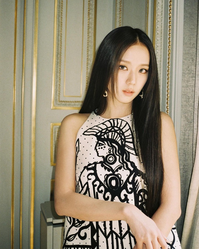 2021 Kpop百大明星票選排行TOP10!子瑜進榜、車銀優只排第二,冠軍由BTS這位奪下