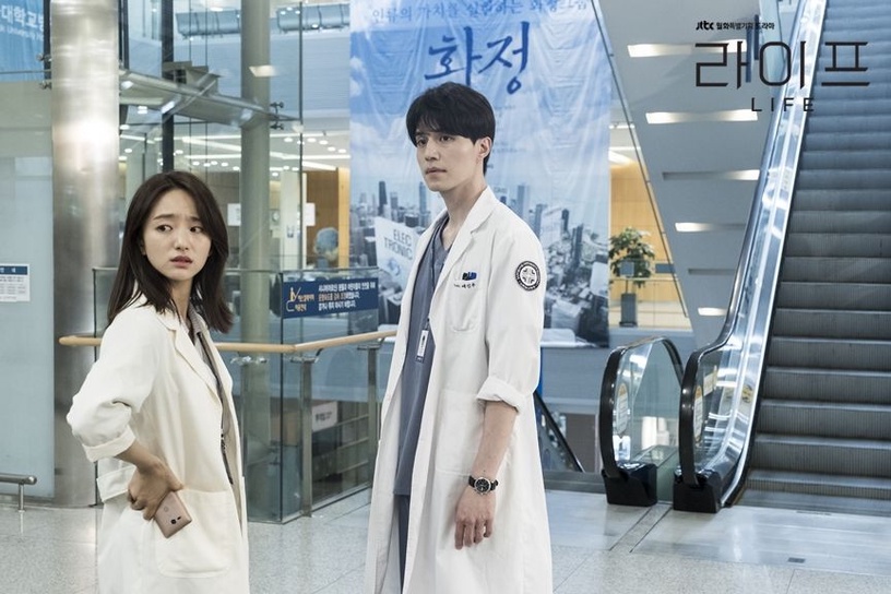 Netflix《地獄公使》實力派主演!李蕊是《阿宮》熊抱玄彬的妹妹,刑警竟是《沒愛》趙寅成他哥