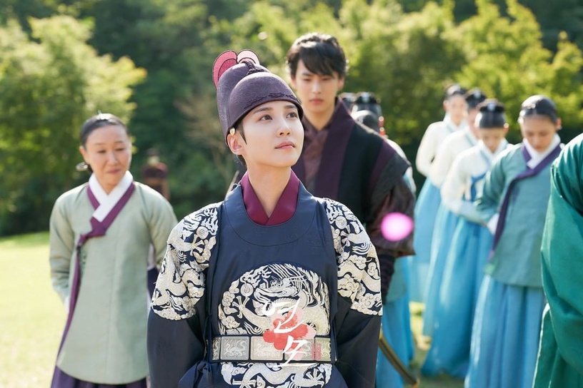 惠利、俞承豪《花開時想月》12月上檔!6部「女扮男裝」韓劇,《戀慕》口碑不斷攀升
