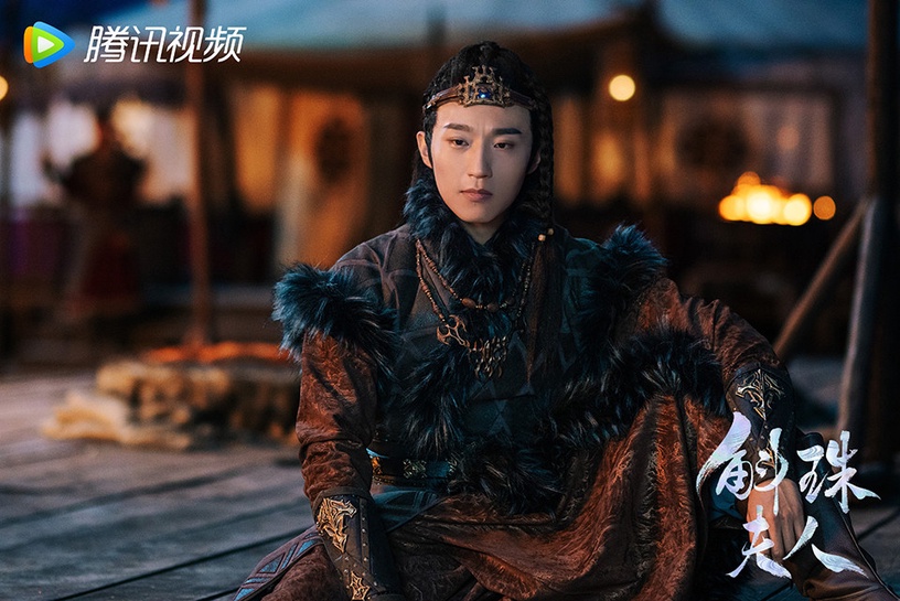 古裝劇《斛珠夫人》配角古裝vs時裝3:王森 飾演 方卓英(奪罕)/奪洛